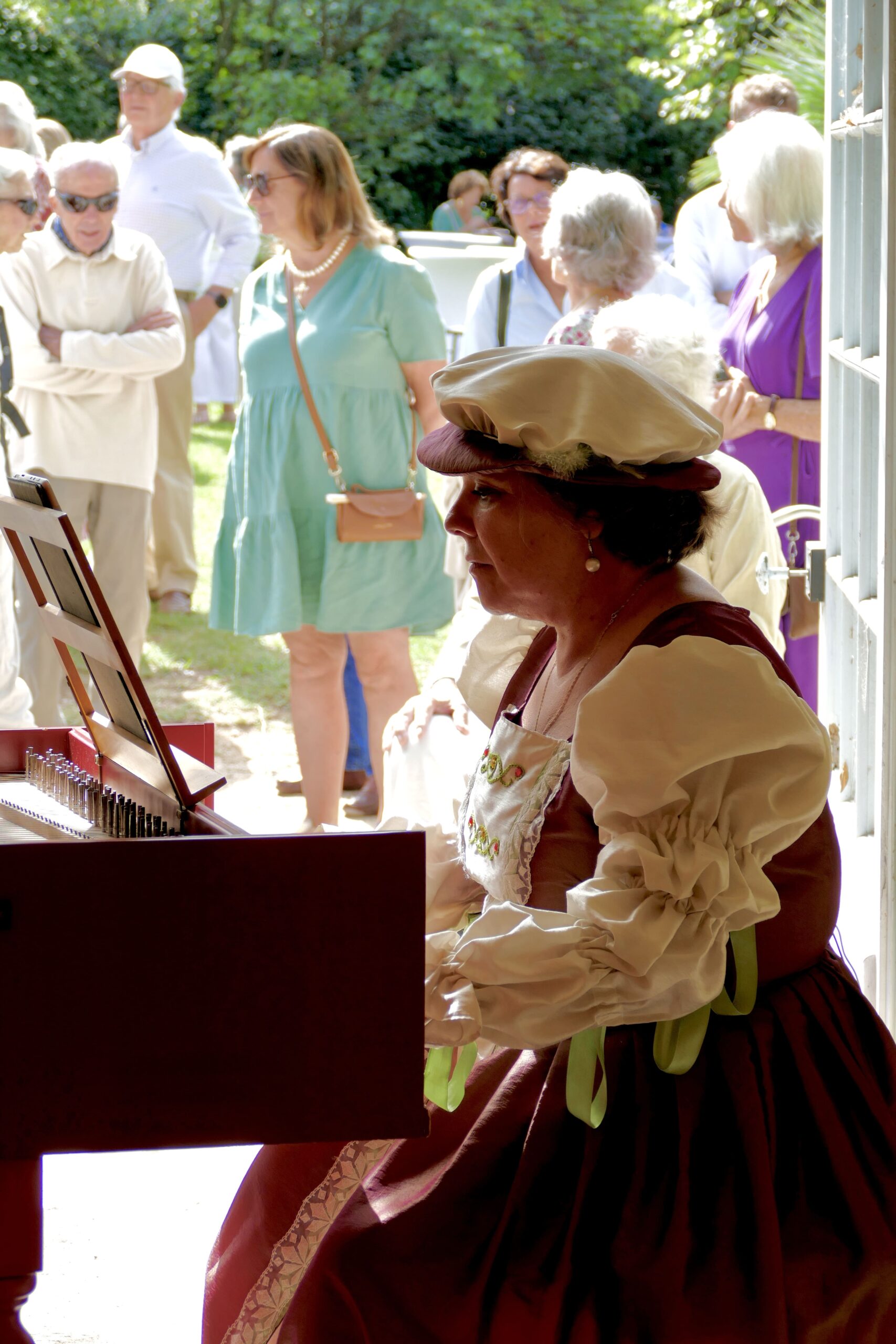 Musicienne lors de la célébration des 330 ans de Flaugergues